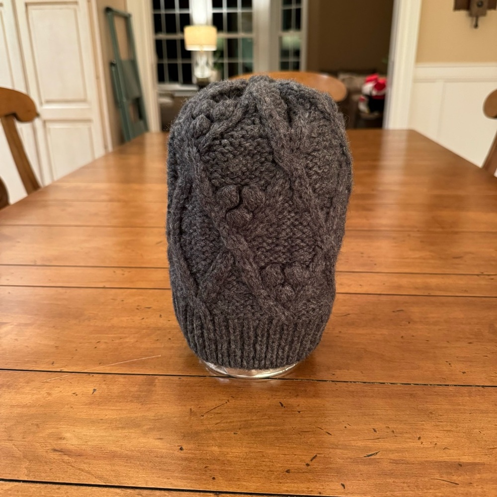 Verona Women's Winter Hat in Gray